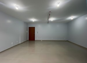 Conjunto/Sala com 40m² no bairro Marechal Rondon em Canoas para Alugar