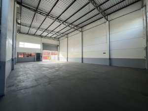 Depósito/Pavilhão com 301m² no bairro Rio Branco em Canoas para Alugar