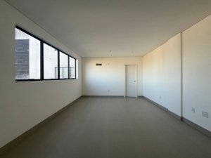 Conjunto/Sala com 30m² no bairro Centro em Canoas para Alugar