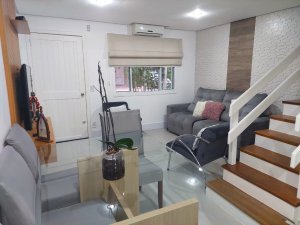 Casa Condominio com 88m², 3 dormitórios no bairro Rio Branco em Canoas para Comprar