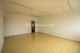 Conjunto/Sala com 40m² no bairro Centro em Canoas para Alugar