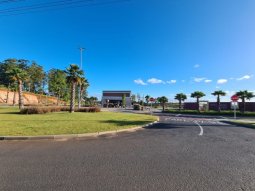 Terreno com 275m² no bairro Centro em Nova Santa Rita para Comprar