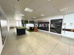 Loja com 85m² no bairro Centro em Canoas para Alugar