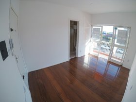 Conjunto/Sala com 20m² no bairro Centro em Canoas para Alugar