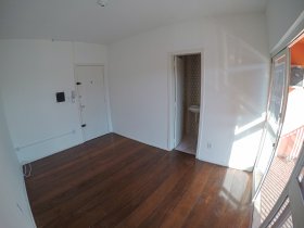 Conjunto/Sala com 20m² no bairro Centro em Canoas para Alugar