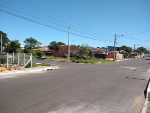 Terreno com 374m² no bairro Estância Velha em Canoas para Comprar