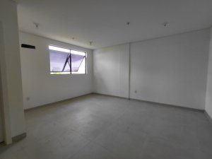 Conjunto/Sala com 32m² no bairro Centro em Canoas para Alugar