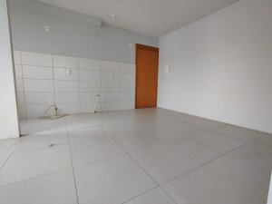 Apartamento com 47m², 2 dormitórios no bairro Olaria em Canoas para Alugar