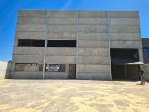 Depósito/Pavilhão com 660m² no bairro São José em Canoas para Alugar