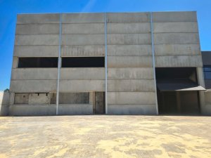 Depósito/Pavilhão com 660m² no bairro São José em Canoas para Alugar