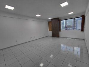 Conjunto/Sala com 40m² no bairro Centro em Canoas para Alugar