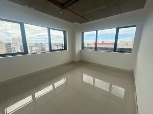 Conjunto/Sala com 27m² no bairro Marechal Rondon em Canoas para Alugar
