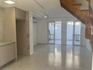 Casa Condominio com 108m², 2 dormitórios no bairro Centro em Canoas para Comprar
