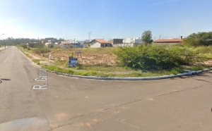 Terreno com 391m² no bairro Brigadeira em Canoas para Comprar